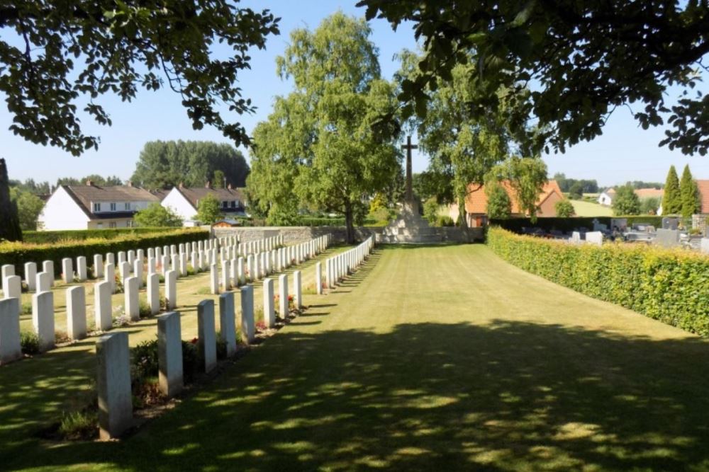Commonwealth War Graves Avesnes-le-Comte