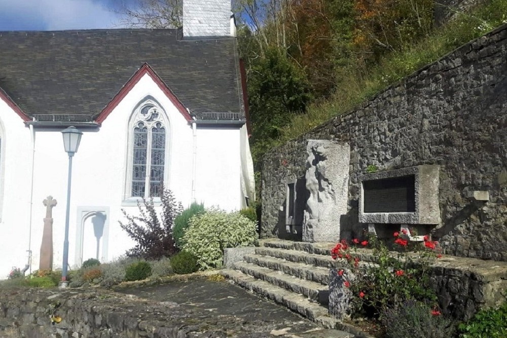 Oorlogsmonument Kerpen #2