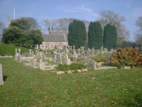 Commonwealth War Graves Gemenebest Mawnan and Stephen Churchyard