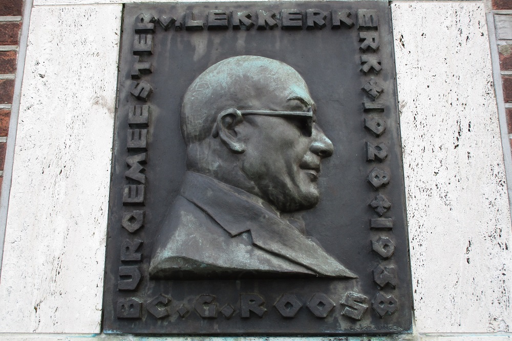 Memorial Mayor C.G.Roos