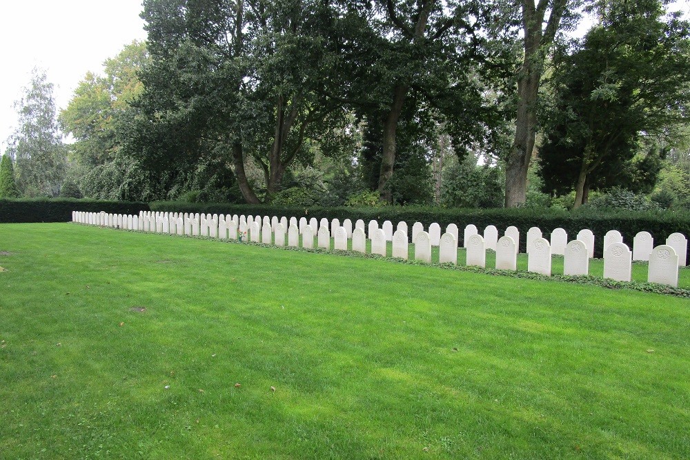 Dutch War Graves General Cemetery Crooswijk