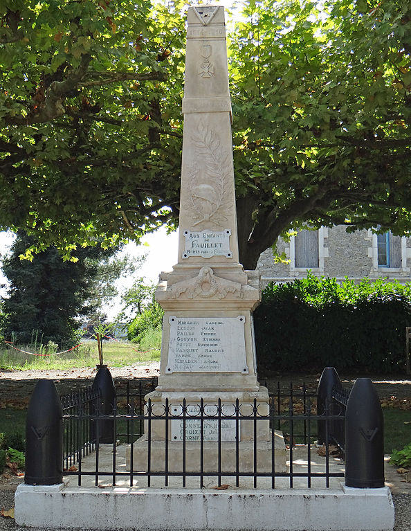 Oorlogsmonument Fauillet #1