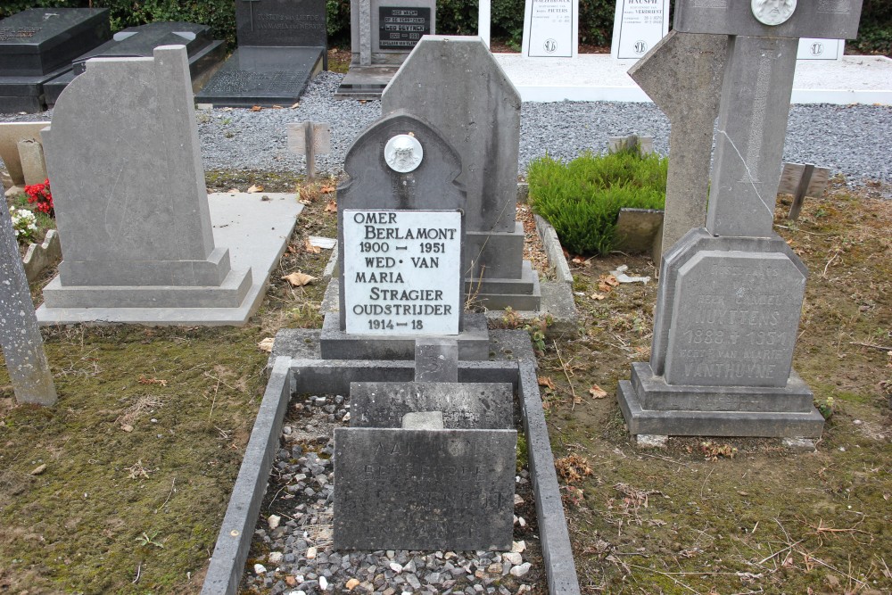 Belgian Graves Veterans Vlamertinge