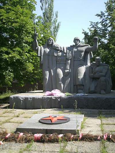 Sovjet Oorlogsbegraafplaats Kostjantynivka