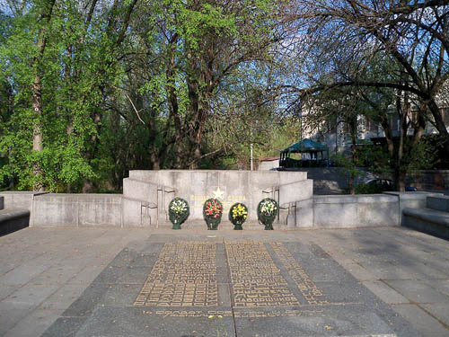 Mass Grave Soviet Soldiers Kremenchug