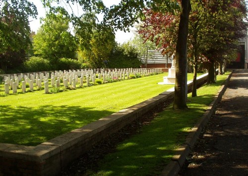 Commonwealth War Cemetery Brewery Orchard