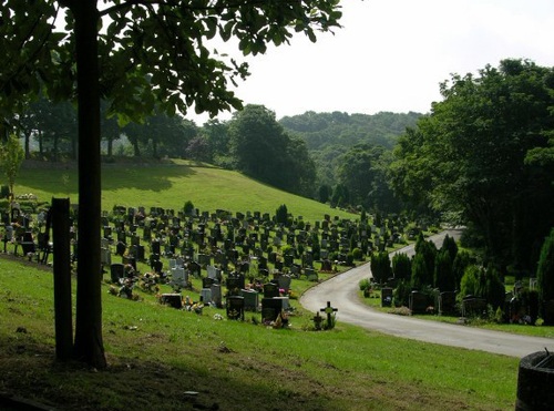 Commonwealth War Graves Nab Wood Cemetery