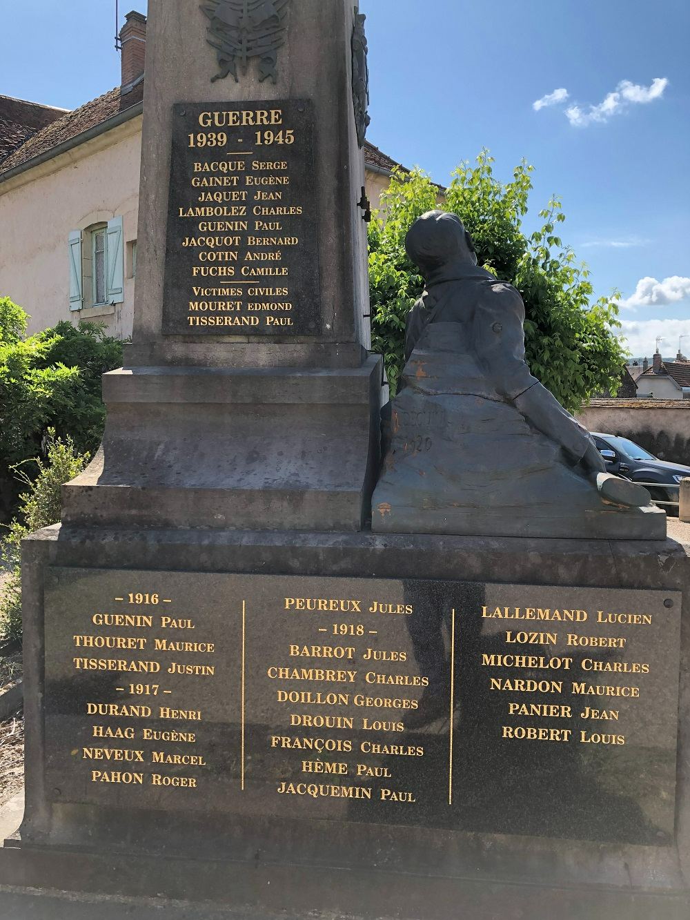 War Monument Faverney #4