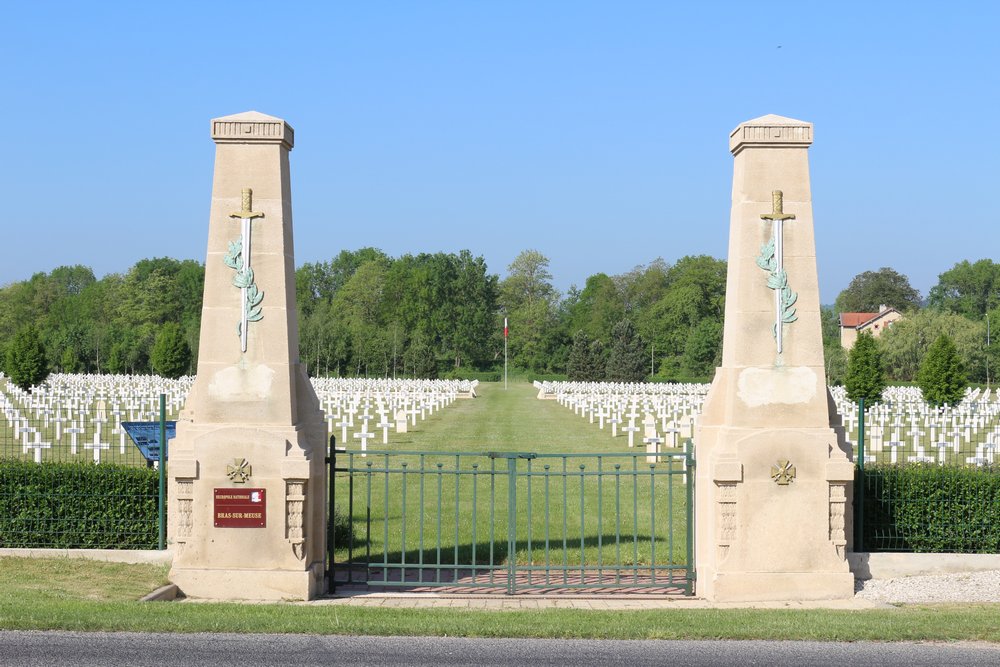 Franse Oorlogsbegraafplaats Bras-sur-Meuse