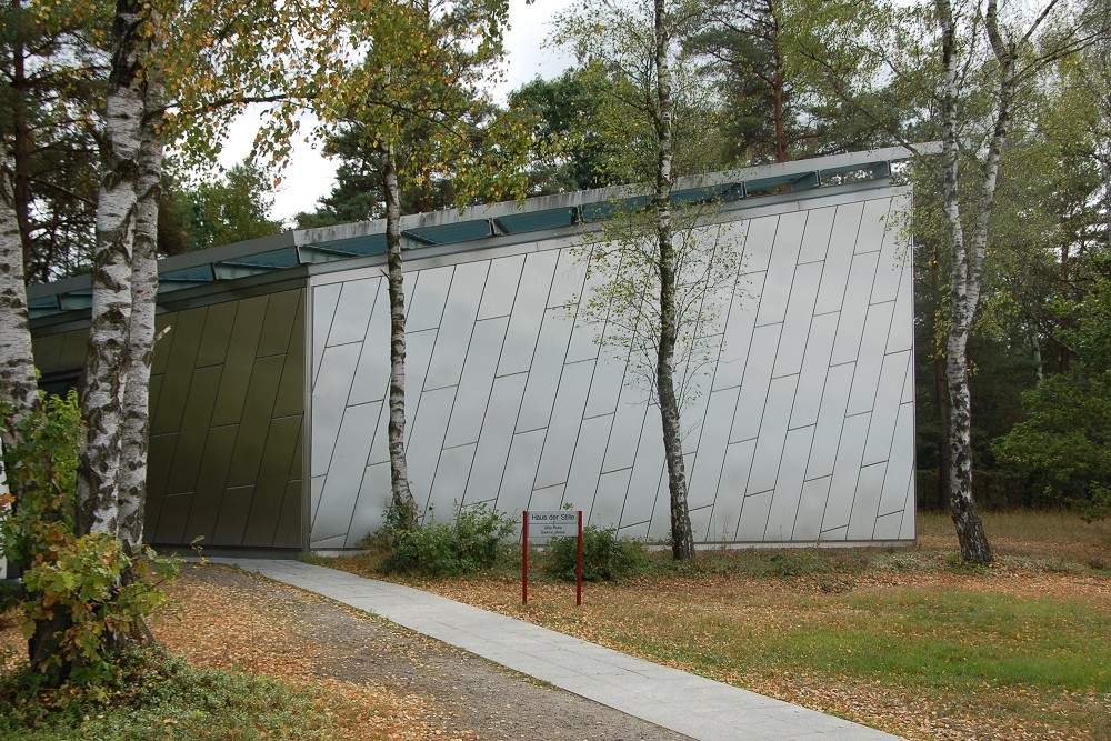Het Huis van Stilte Concentratiekamp Bergen-Belsen