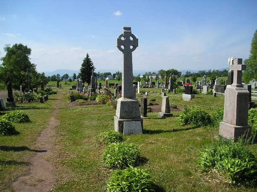 Oorlogsgraf van het Gemenebest Berthier-sur-Mer Roman Catholic Cemetery