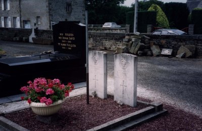 Commonwealth War Graves Vengeons