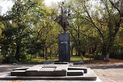 Mass Grave Soviet Soldiers Shakhtarsk