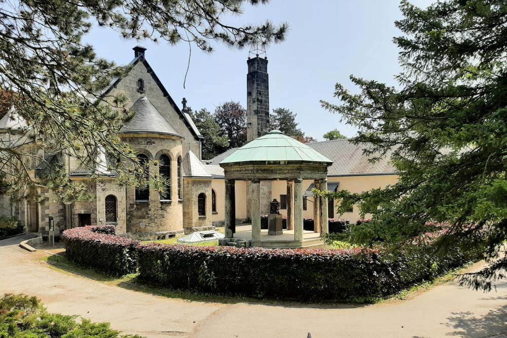 Weimar Crematorium #2