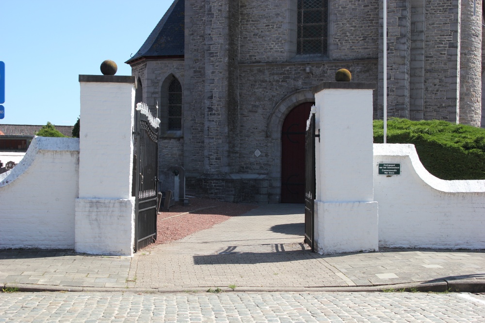 Commonwealth War Grave Petegem-aan-de-Schelde