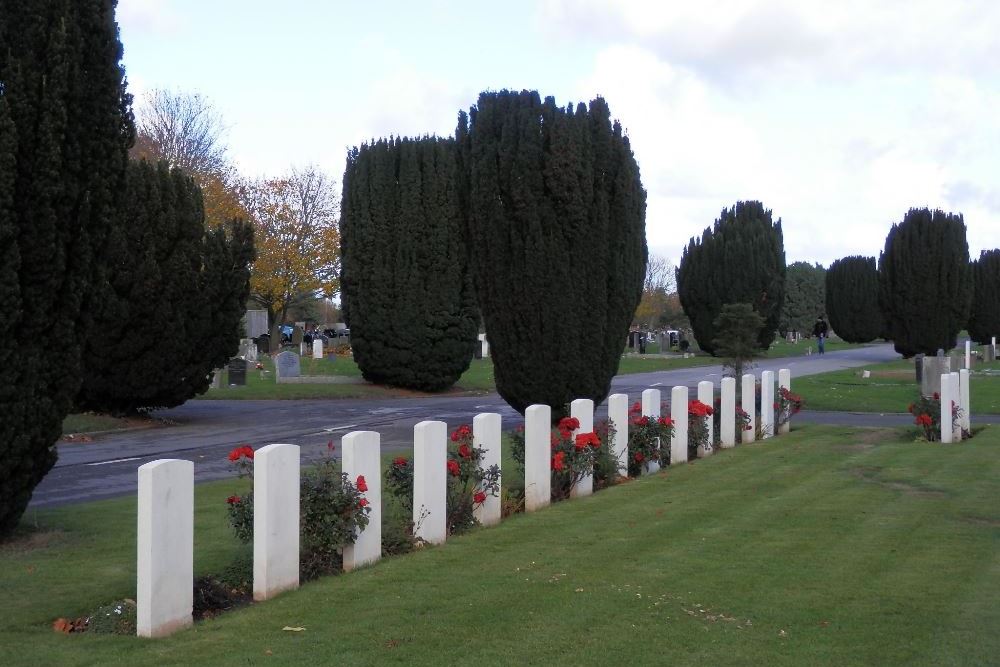 Commonwealth War Graves Acklam Cemetery