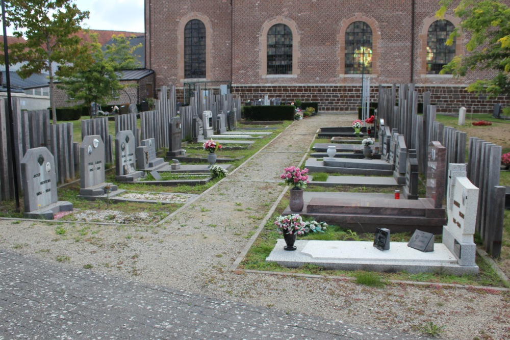 Belgian Graves Veterans Ottenburg
