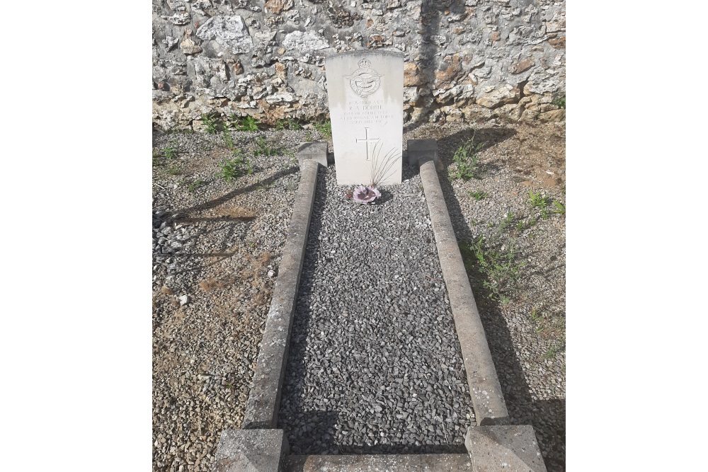 Commonwealth War Graves Saint-Martin-d'Ablois Communal Cemetery #3