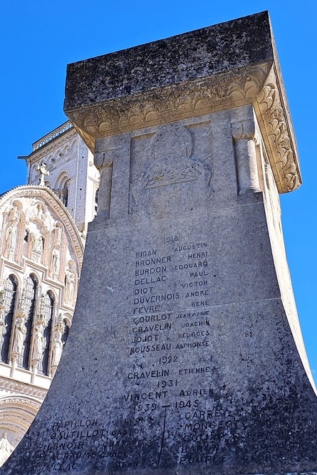 Oorlogsmonument Vzelay #4