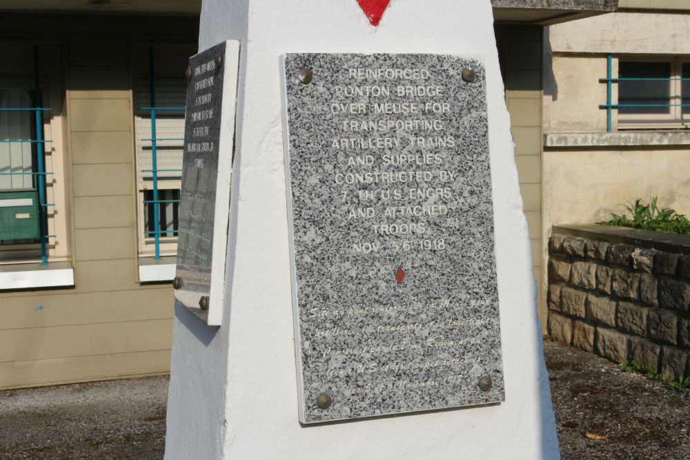 Monument 5e U.S. Divisie Dun-sur-Meuse #2