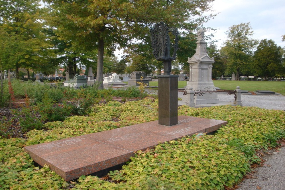 Oorlogsmonument Sovjetsoldaten Begraafplaats Leuven