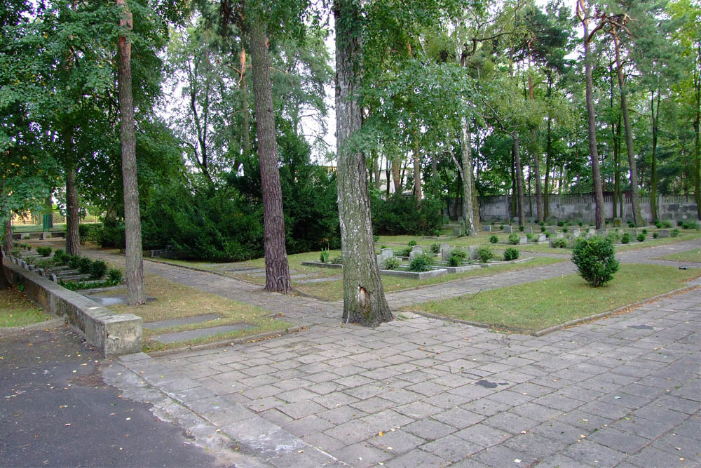Oorlogsbegraafplaats Lubliniec