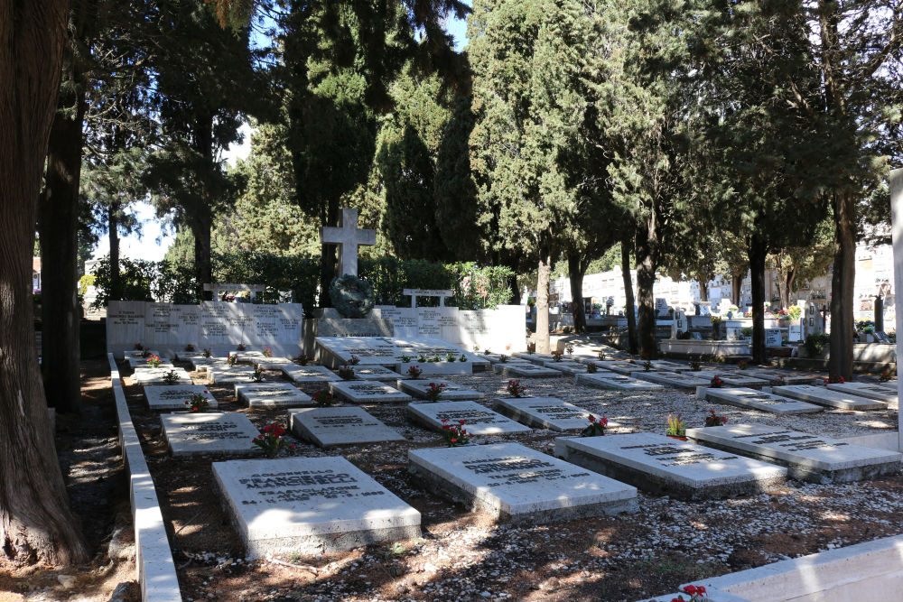Italian War Graves & Wall of Remembrance Orbetello