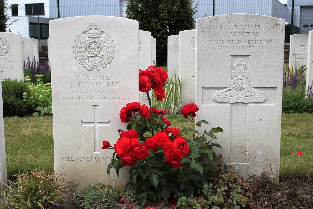 Commonwealth War Cemetery Harelbeke #5