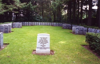 Oorlogsgraven van het Gemenebest Eastwood Cemetery