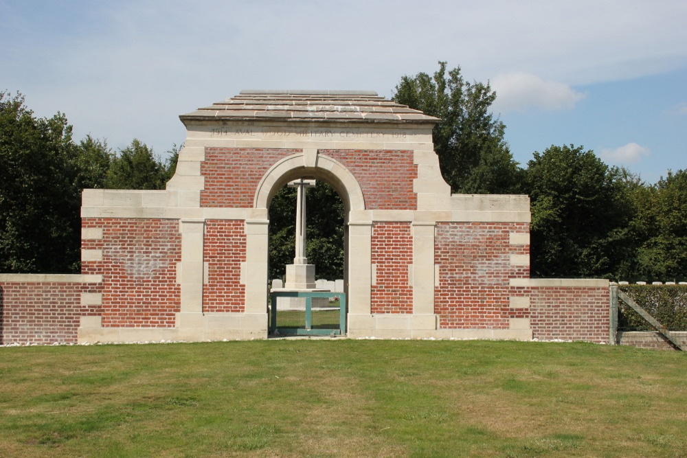 Commonwealth War Cemetery Aval Wood