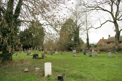 Oorlogsgraf van het Gemenebest St Denys Churchyard