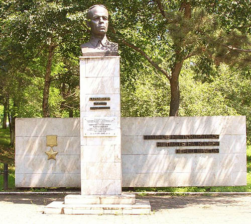 Monument Generaal Dmitry Karbyshev