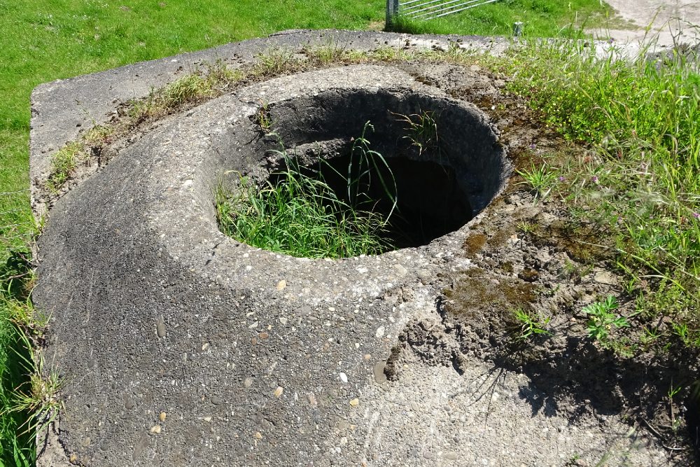 German 621-Bunker Moerdijk-Bridge #4