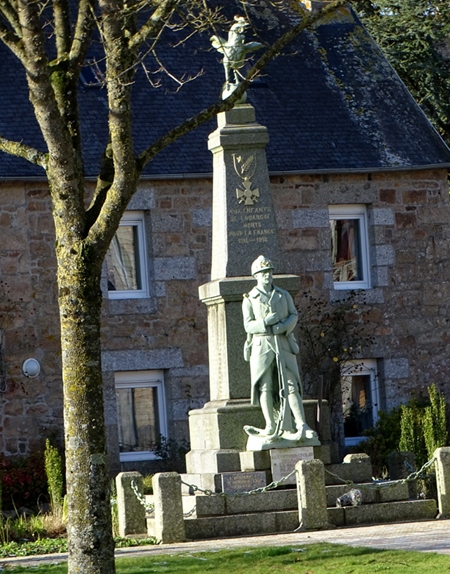 War Memorial Louargat