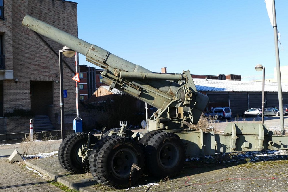 American 203mm Howitzer M1A1 Hasselt