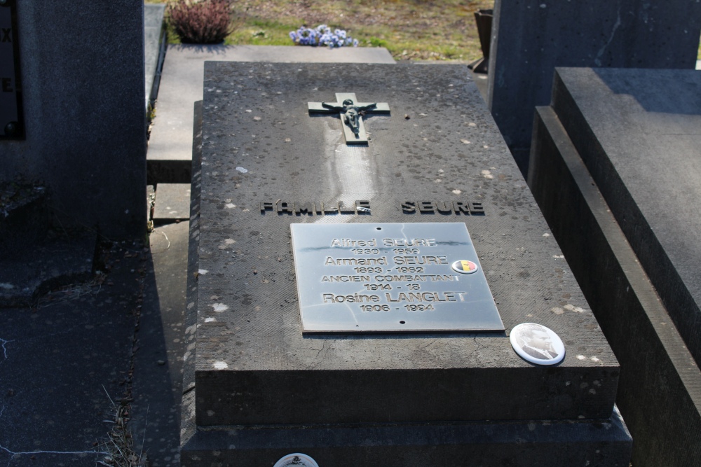 Belgian Graves Veterans Hamme-Mille