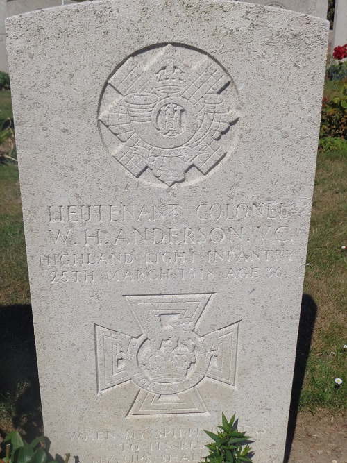 Commonwealth War Cemetery Peronne Road #4