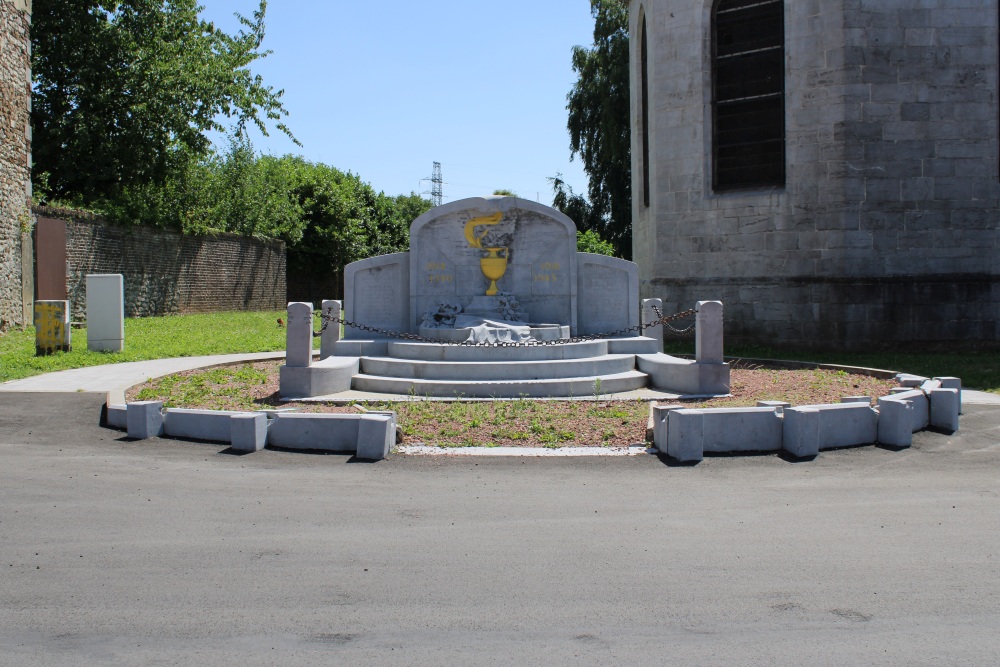 War Memorial Gouy-lez-Piton