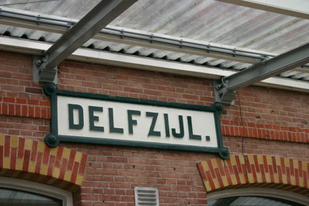 Kogelinslagen Station Delfzijl