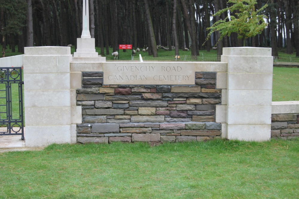Commonwealth War Cemetery Givenchy-en-Gohelle (Canadian)