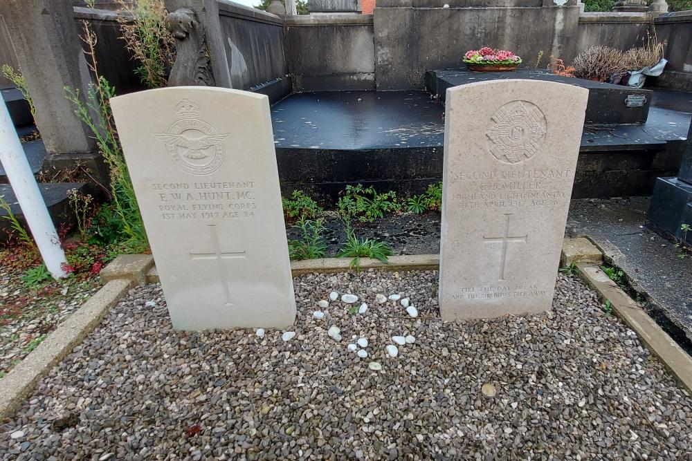 Commonwealth War Graves Neuville-Saint-Rmy