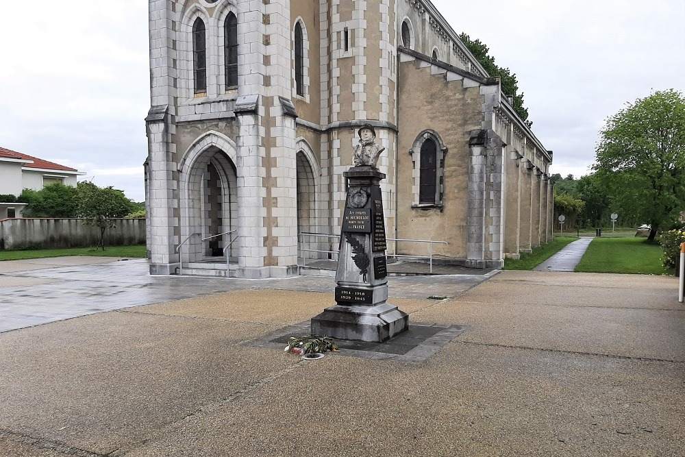 Oorlogsmonument Soumoulou #2