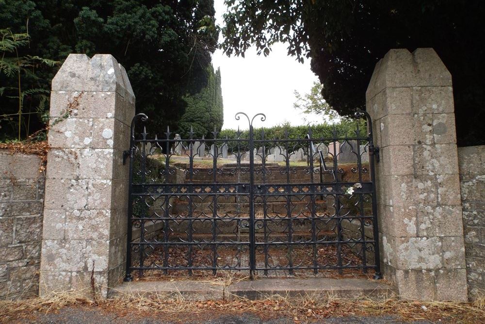 Oorlogsgraven van het Gemenebest Sparkwell Church Cemetery