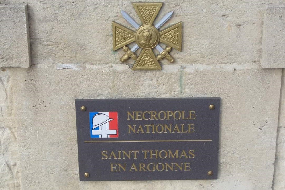 Franse Oorlogsbegraafplaats Saint-Thomas-en-Argonne