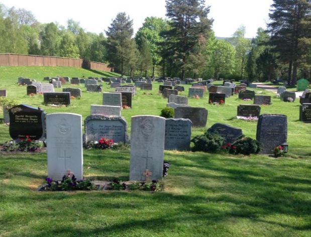 Oorlogsgraven van het Gemenebest Begraafplaats Skien