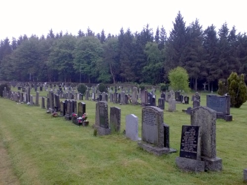Commonwealth War Graves St. Mary Roman Catholic Cemetery