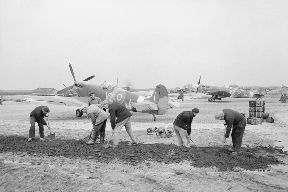 Airfield Heesch B.88