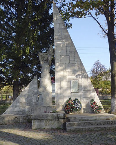 War Memorial Letsovytsya