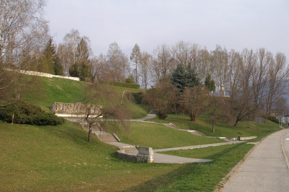Tsjecho-Slowaakse Oorlogsbegraafplaats Martin-Priekopa