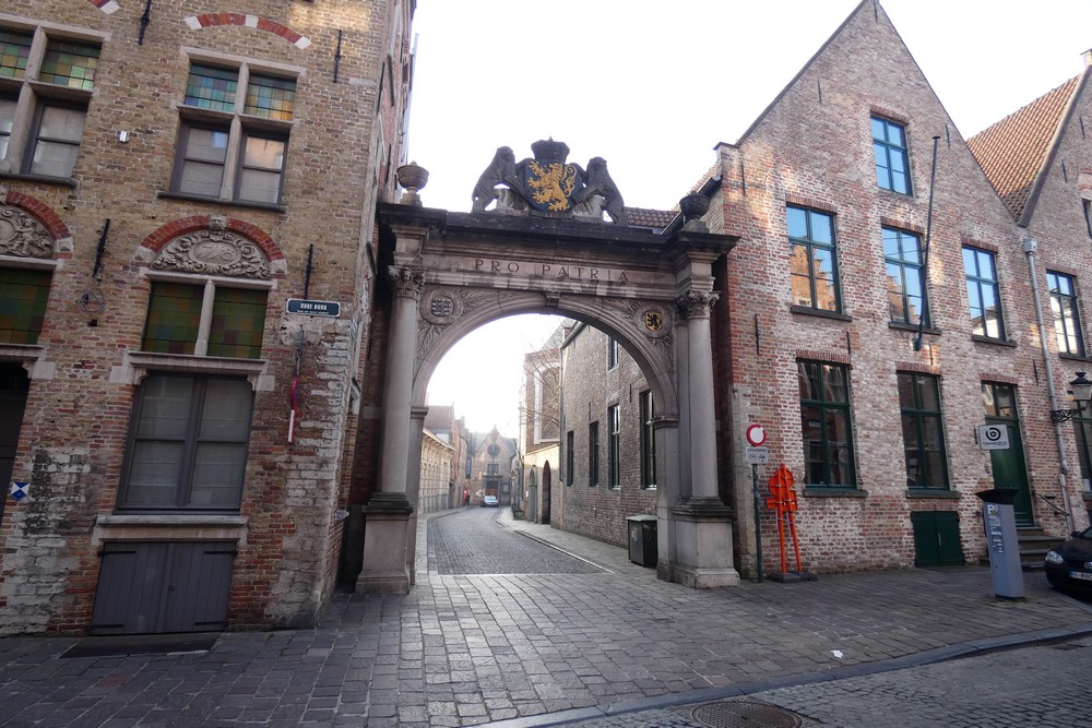 Remembrance Arch Brugge - Brugge - TracesOfWar.com